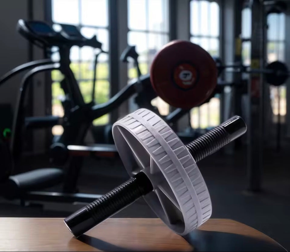 Roue Abdominale: Domptez vos abdos avec la puissance de la roue