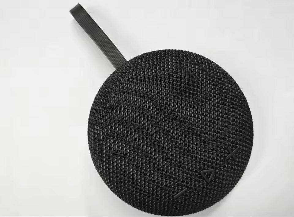Enceinte Bluetooth portable adapter à tout type d'endroit: style, solidité et puissance sonore